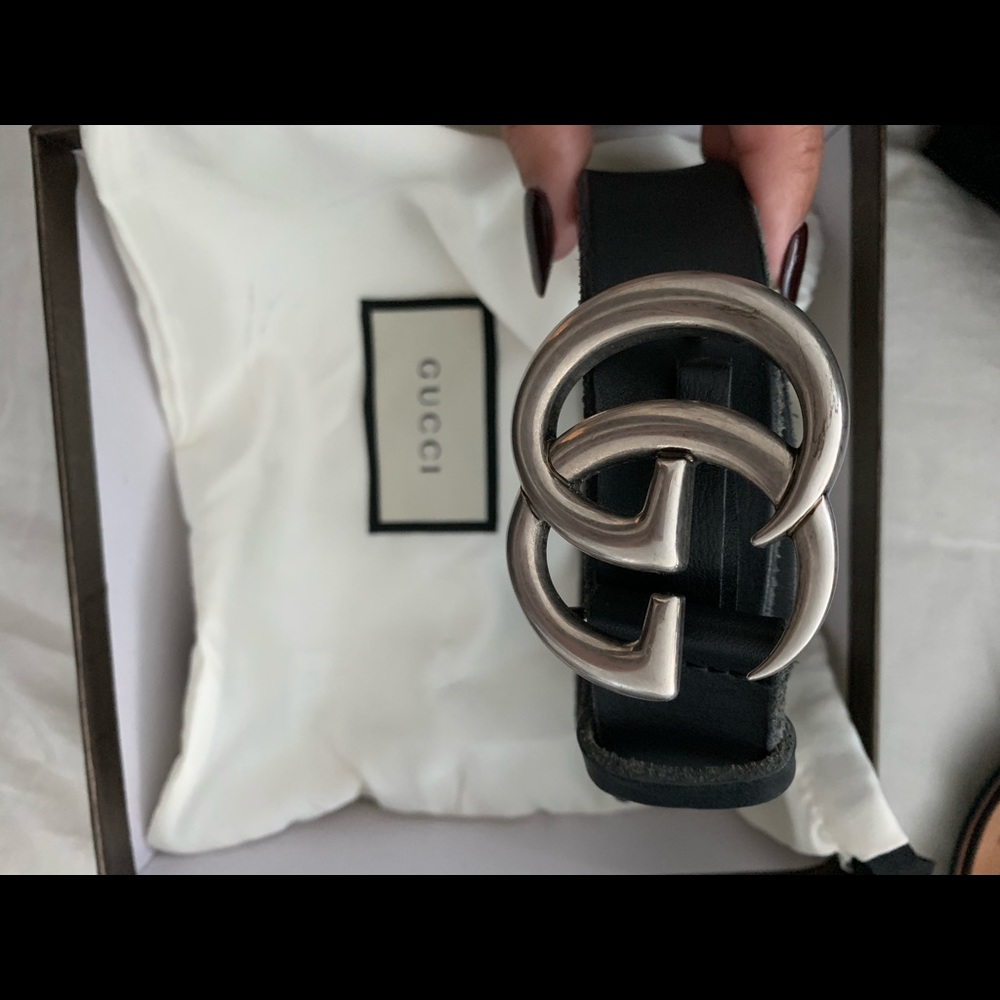 Women’s size small authentic gucci belt